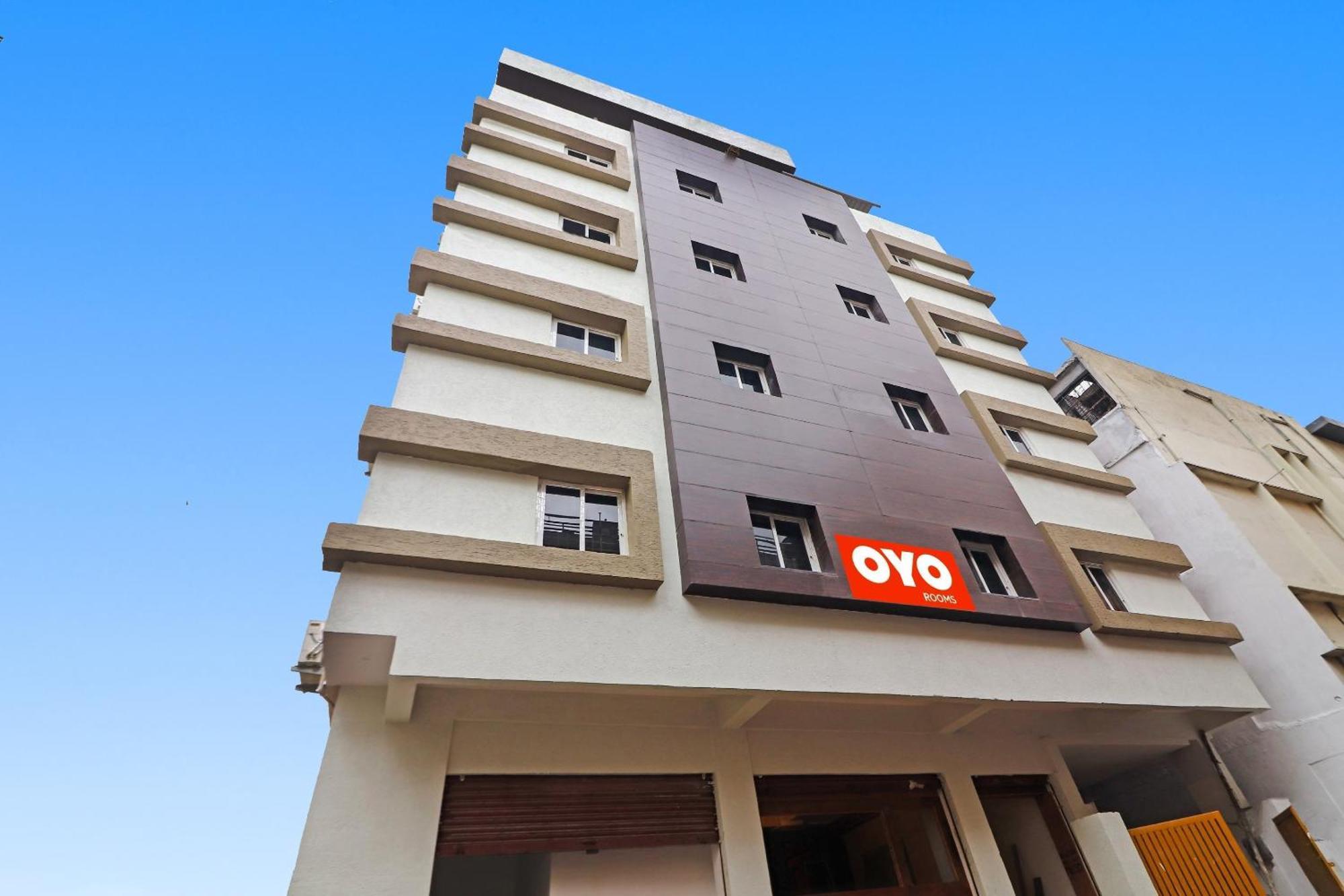 Hotel O Night Eye Hyderabad Exteriör bild