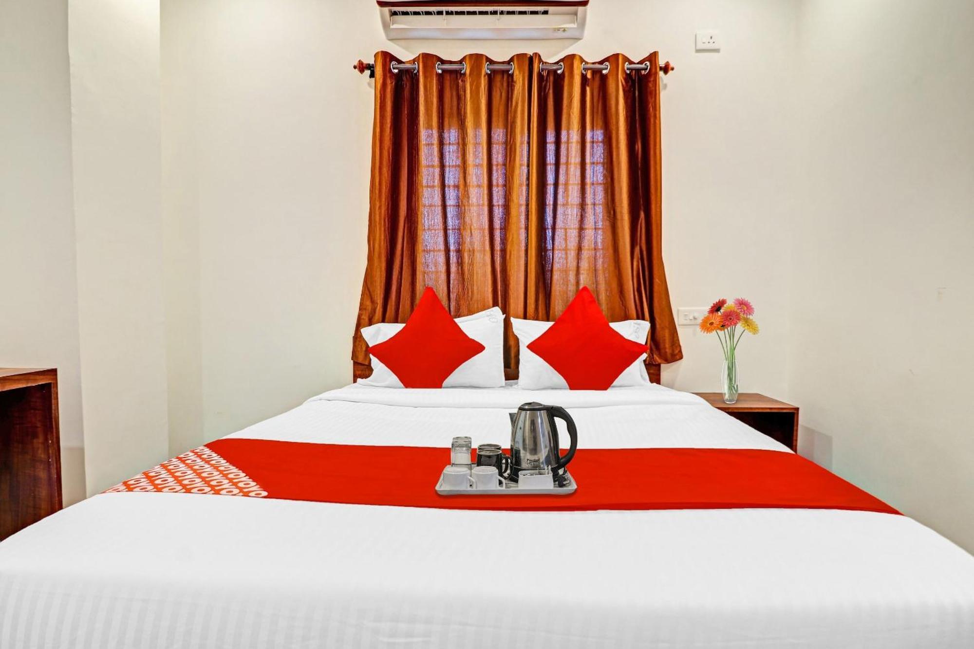 Hotel O Night Eye Hyderabad Exteriör bild